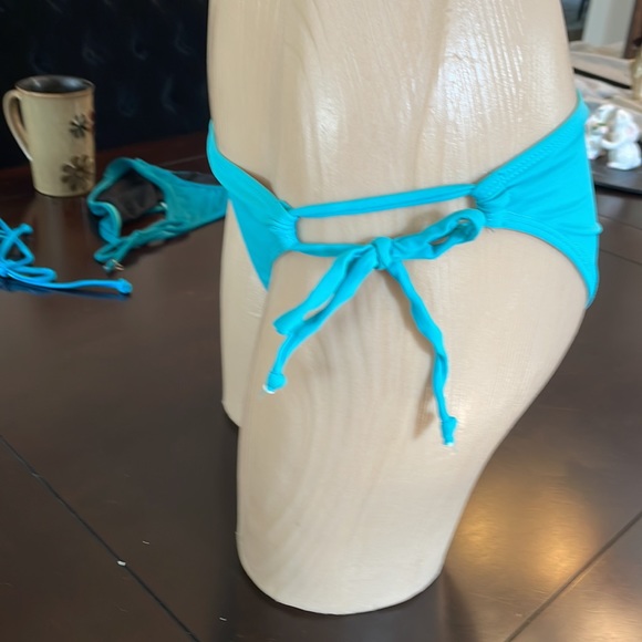 LA Express bikini - Picture 8 of 10